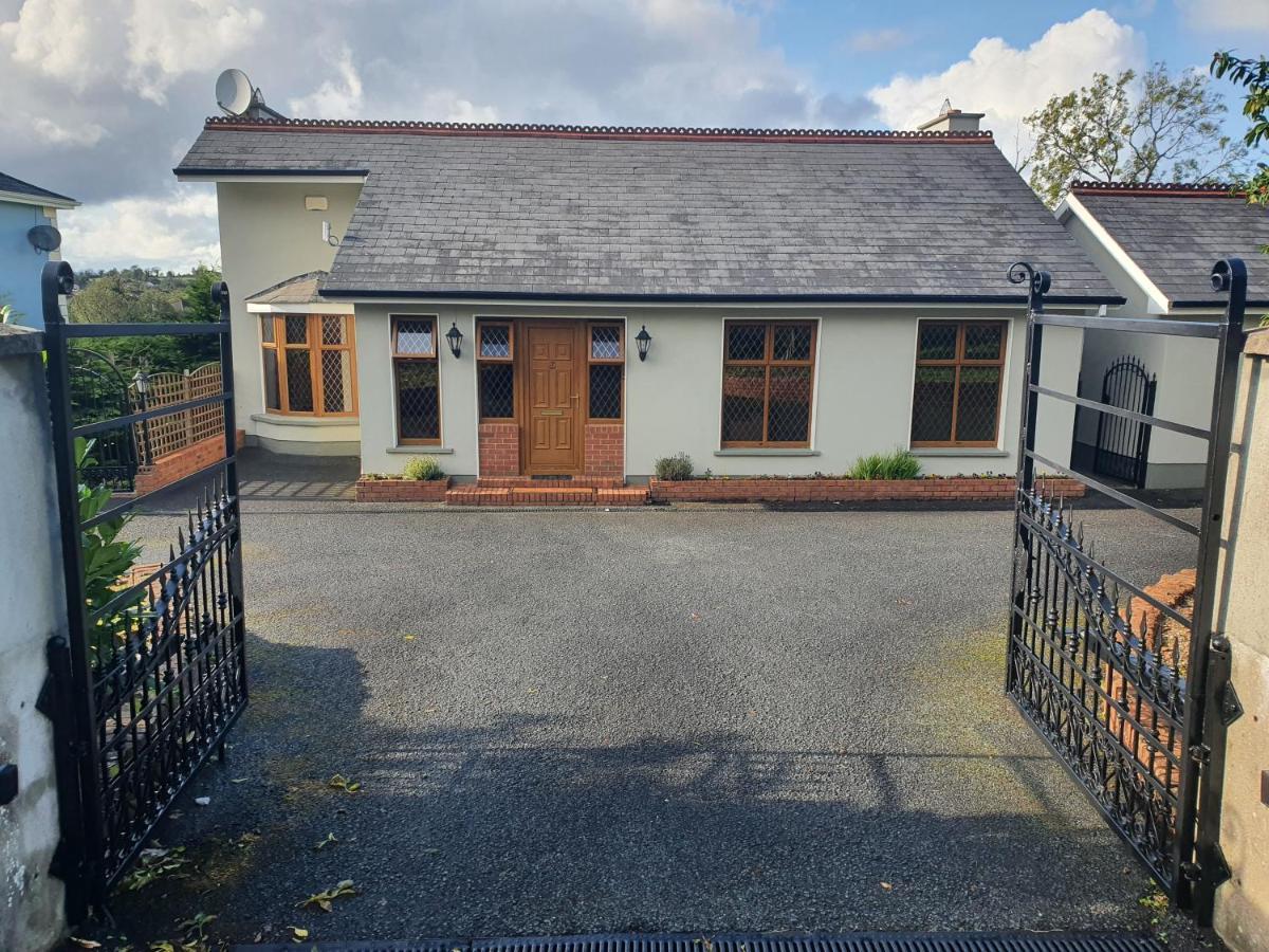 Bed and Breakfast Hillcrest House à Carrick on Shannon Extérieur photo